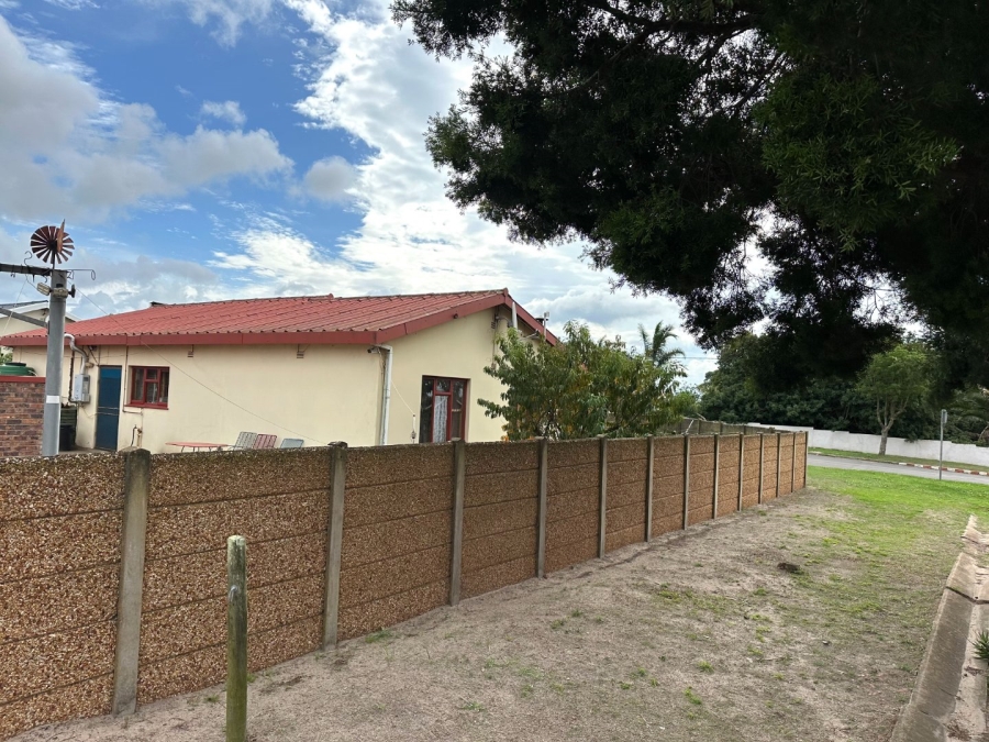 3 Bedroom Property for Sale in Albertinia Western Cape